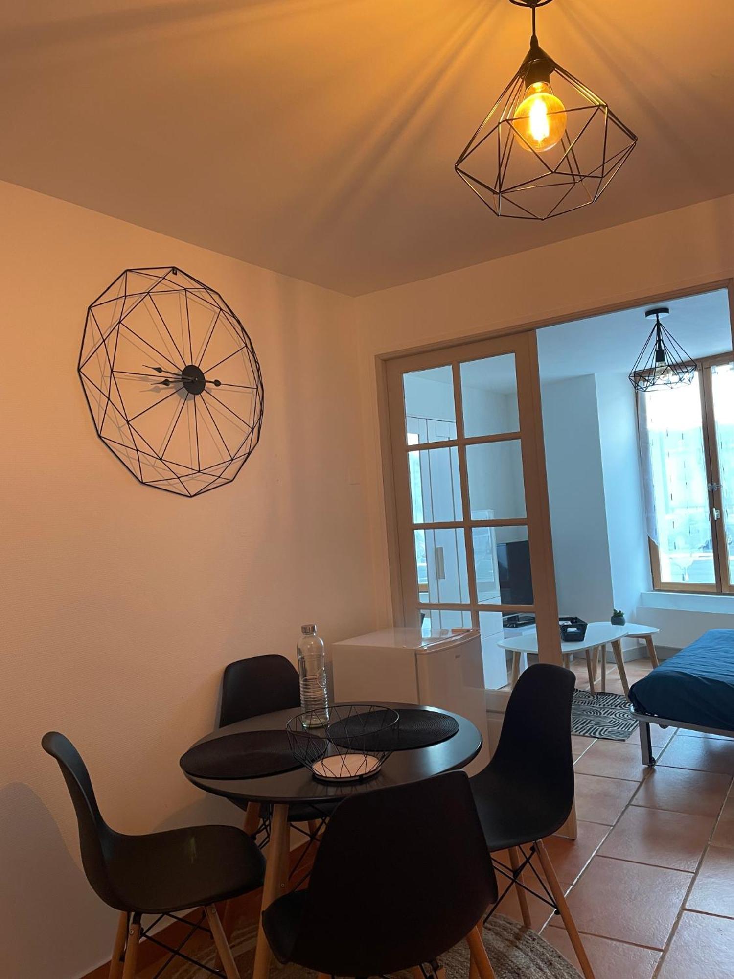 Appartement Coeur De Ville Анже Екстериор снимка